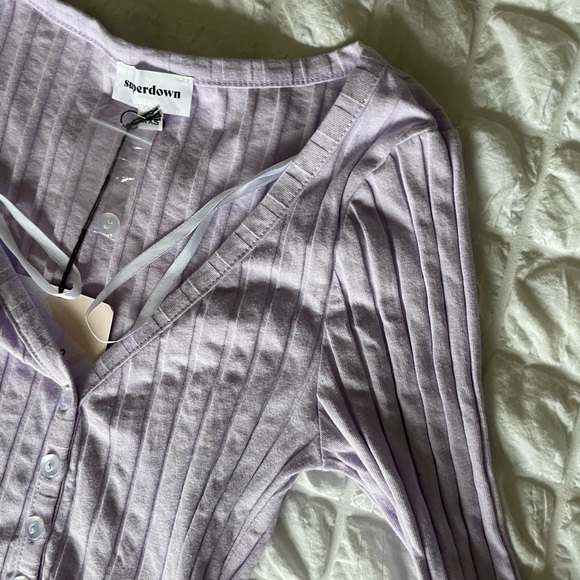 Superdown Nina Lavender Ribbed Button-Up Top - Picture 6 of 10
